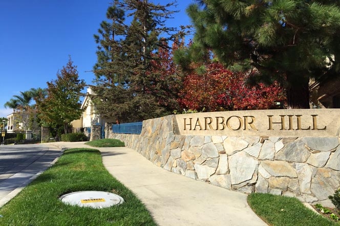 Harbor Hill Community in Newport Beach, CA